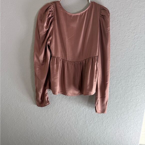 Mustard Seed Square Neck Puff Sleeve Peplum Top Rosette NWT - Picture 11 of 13